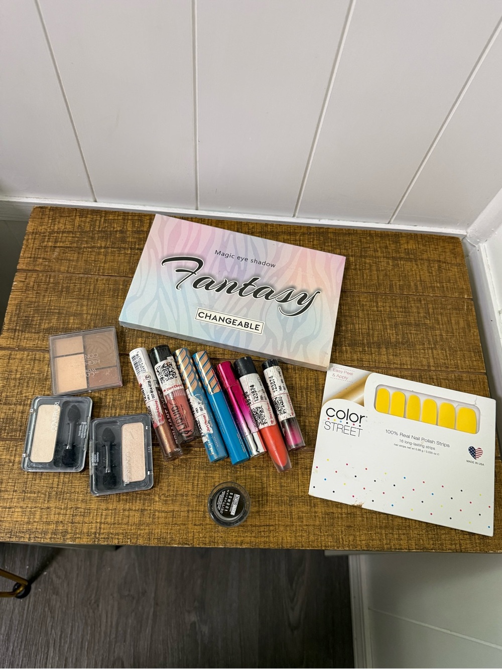 NWT lot of make up and extras